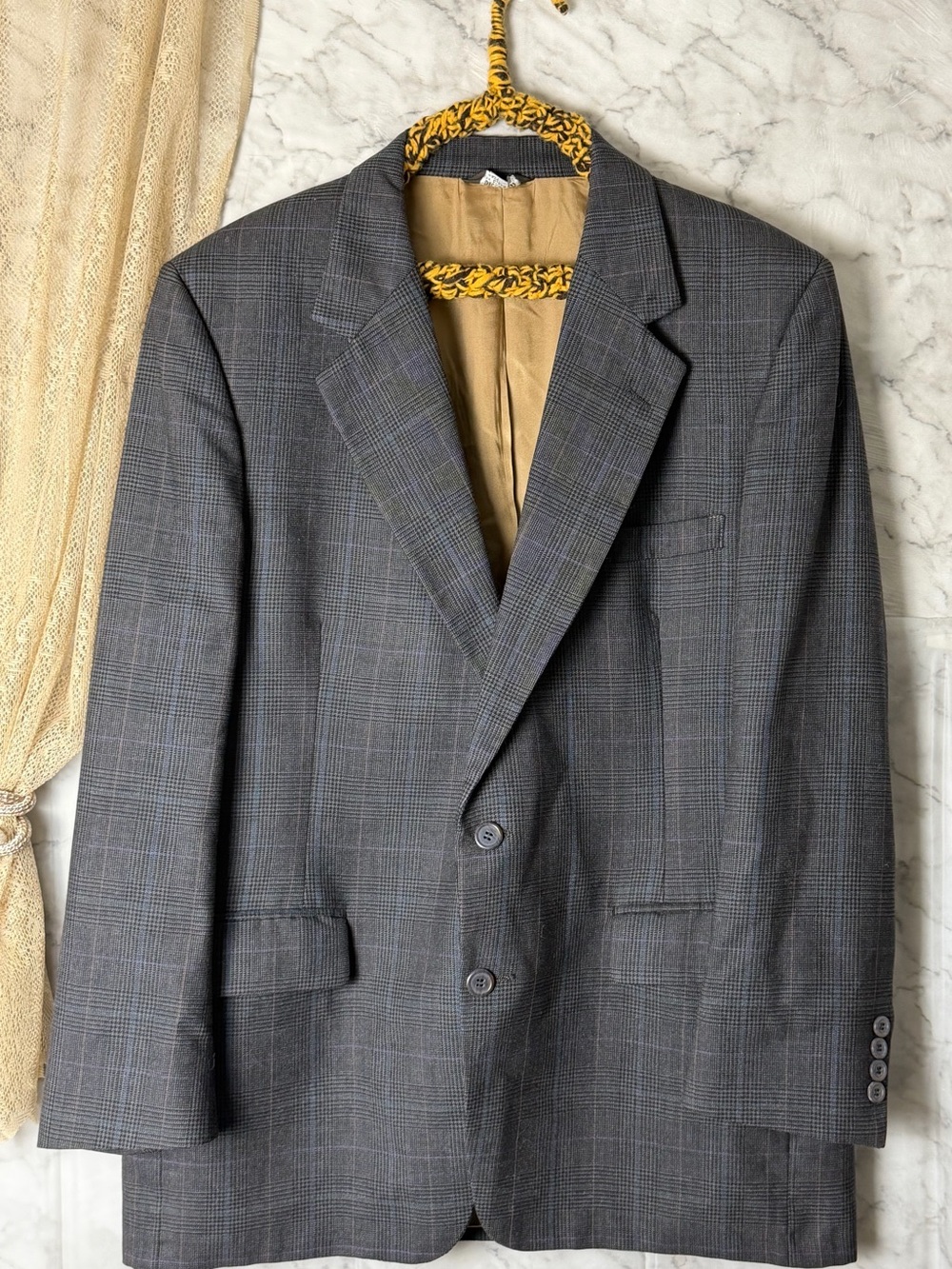 Bill Blass Blazer 100% Pure Wool 40R Grey with Blue Brown and Purple Glen Plaid